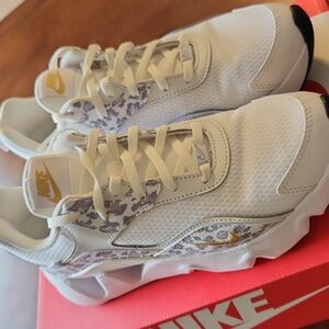 RARE! Nike RYZ 365 II Leopard 🐆 Sz 8.5